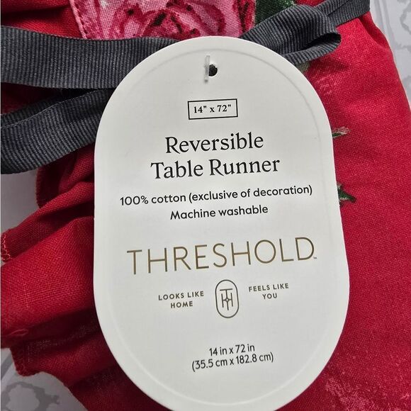Nwt Threshold Target Spring Summer Roses Table Runner and Kitchen Towel Set - Picture 4 of 13